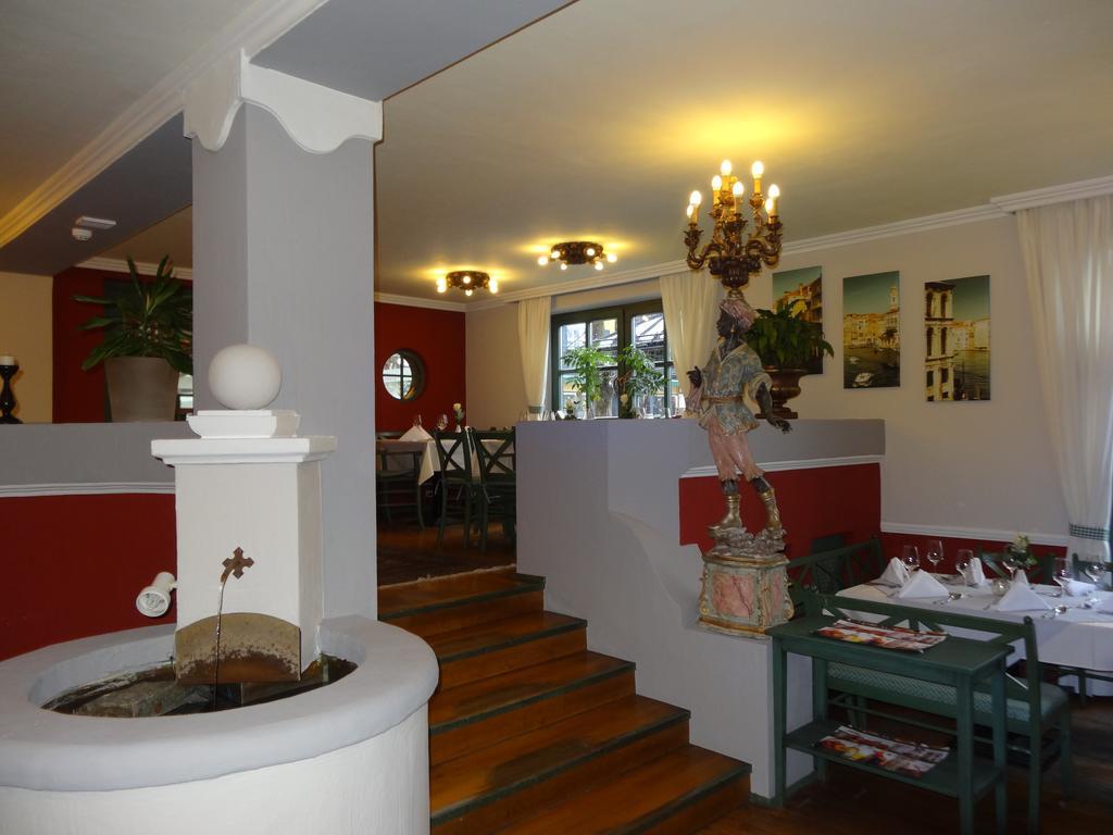 Hotel Unterbrunn Apartments & Gaestehaus Нойкірхен-ам-Гросфенедігер Екстер'єр фото