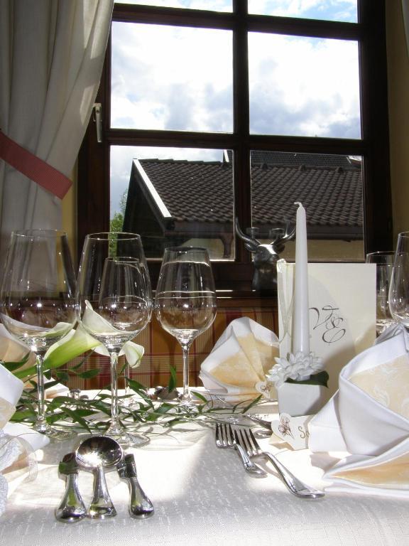 Hotel Unterbrunn Apartments & Gaestehaus Нойкірхен-ам-Гросфенедігер Екстер'єр фото